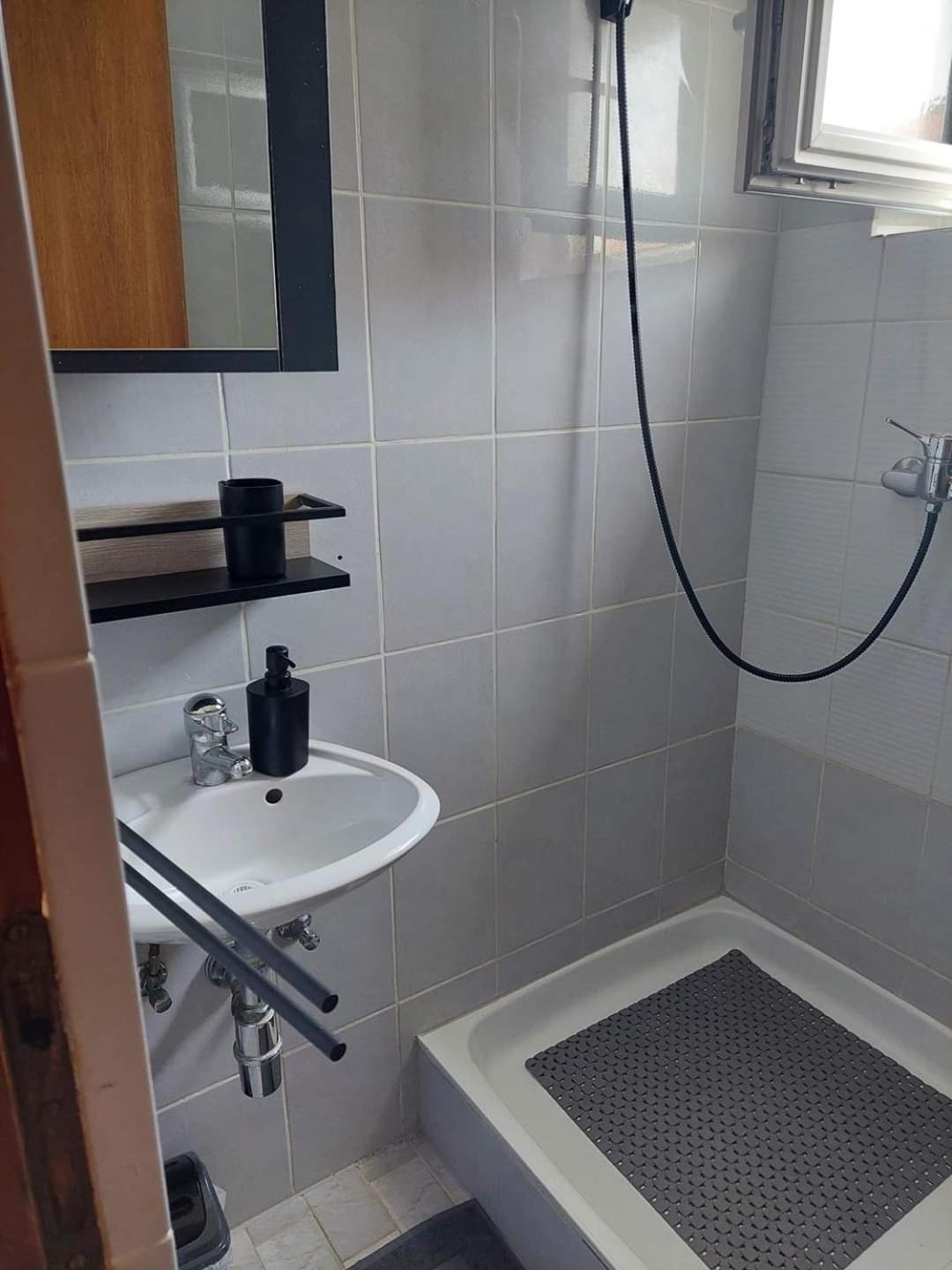 Apartmani Suhi Brod Μεντουλίν Εξωτερικό φωτογραφία